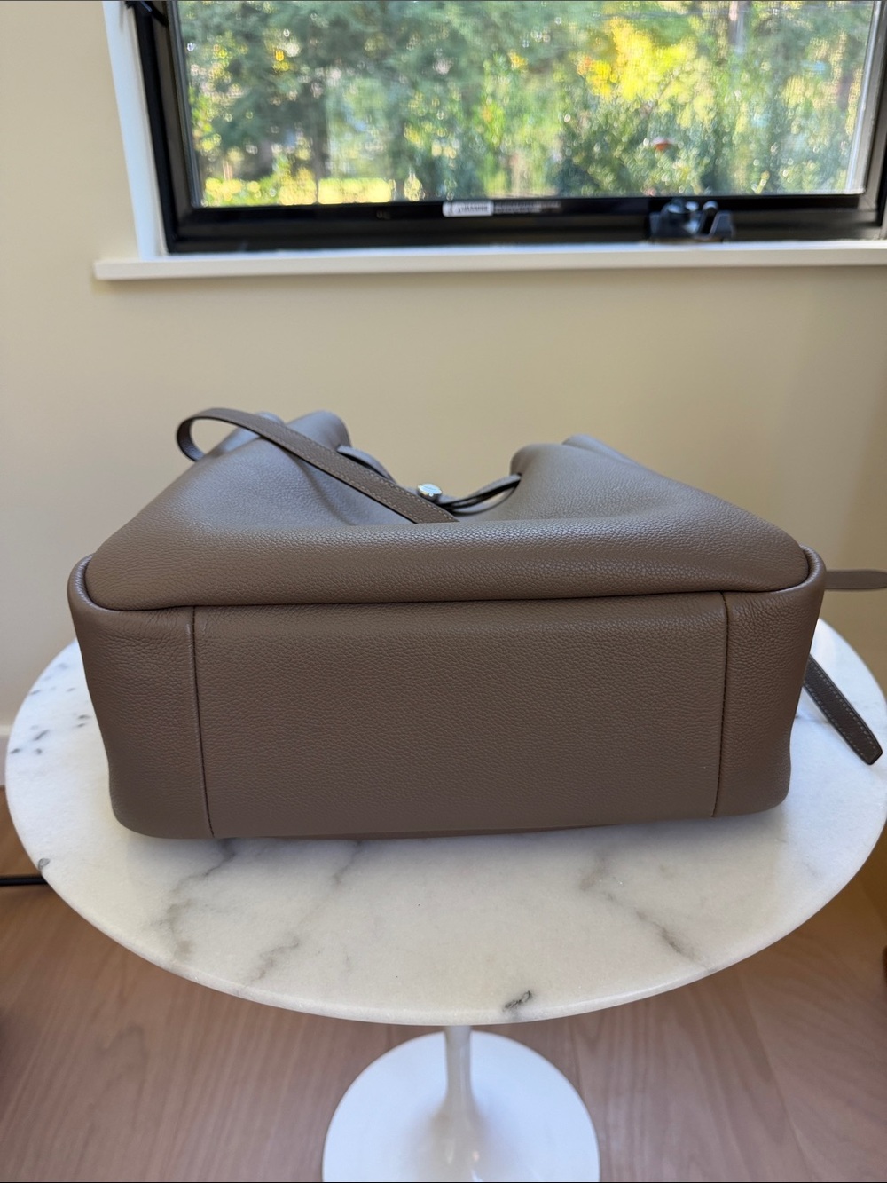 Tory Burch Large Romy Bucket Bag - Picture 3 of 8